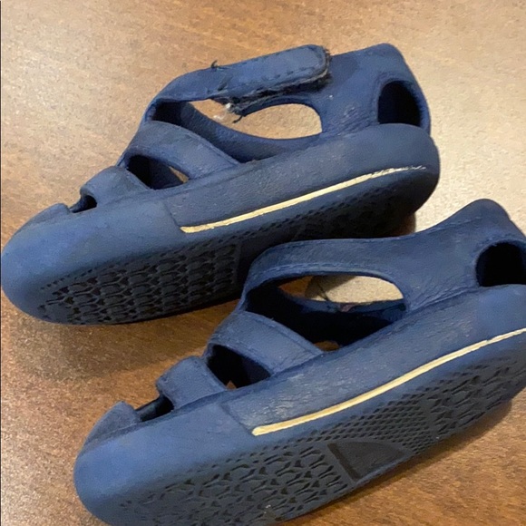 Baby sandals - Picture 2 of 4